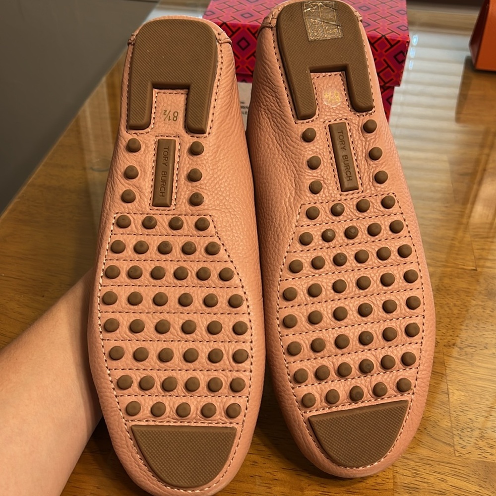 Tory Burch Everly Driver size 8.5 - Picture 3 of 3